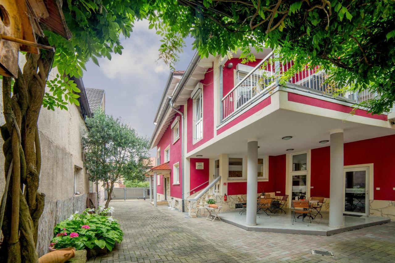 Wohnung 23 - Urlaubsglueck - Nur 5 Fahrminuten Vom Europa-Park Kappel-Grafenhausen Bagian luar foto